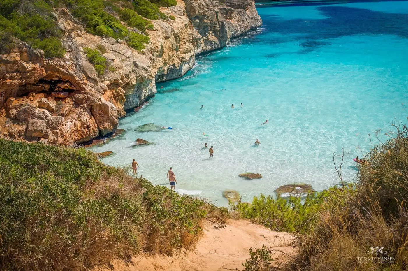 Caló des Moro desde el mar